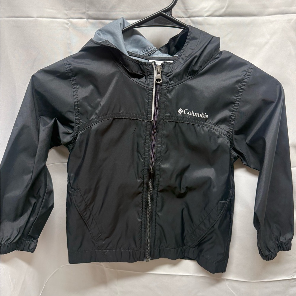 Columbia Gray and Black Jacket 4T!